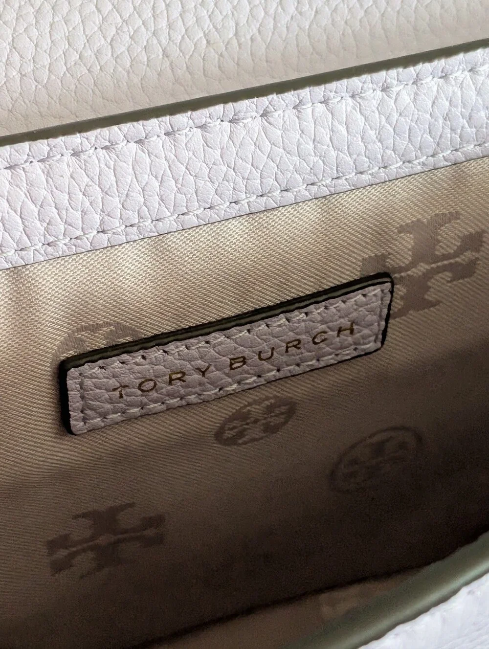 Tory Burch details authentic